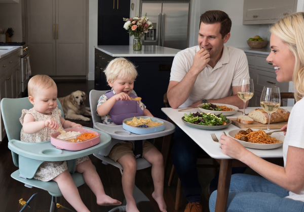 Choosing baby feeding gear: what safety-minded parents should look for