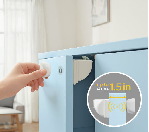 Powerful magnet, smooth locking