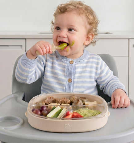 12M+: <br>Guided self-feeding