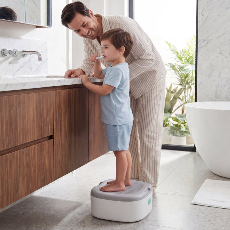 Step Stool <br>24–60 M